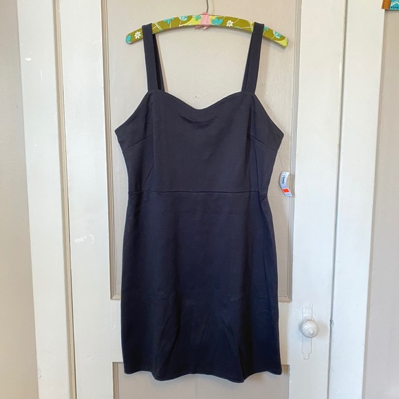 Old Navy Dresses & Skirts - Old Navy Fitted Black Tank Dress NWT